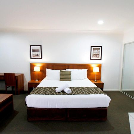 Chinchilla Downtown Motor Inn Extérieur photo