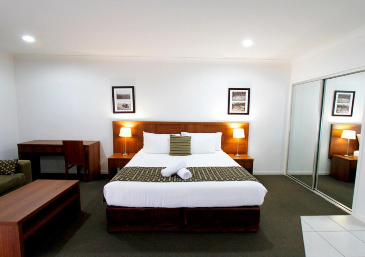 Chinchilla Downtown Motor Inn Extérieur photo